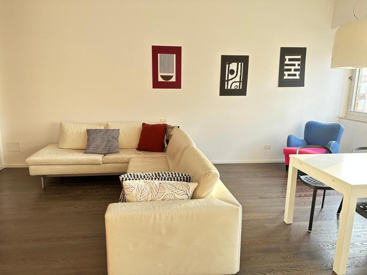 Feel - Casa Di Luce Apartment Bergamo Luaran gambar