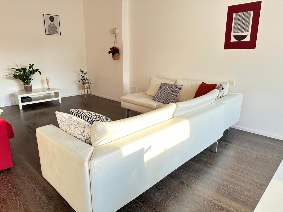 Feel - Casa Di Luce Apartment Bergamo Luaran gambar