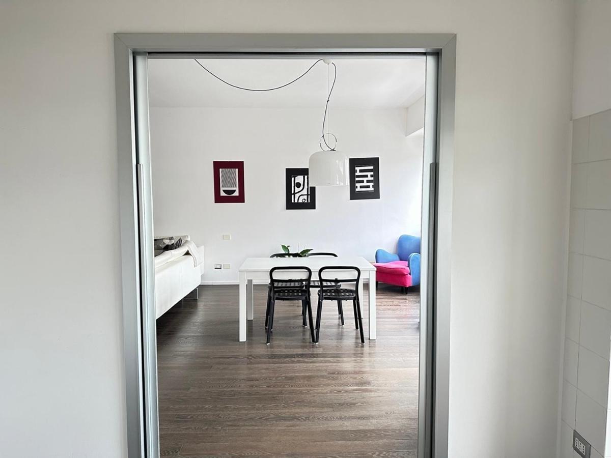 Feel - Casa Di Luce Apartment Bergamo Luaran gambar