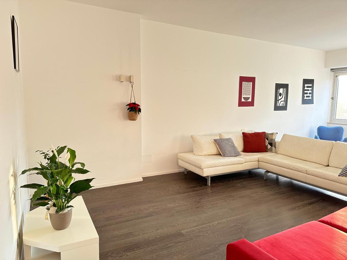 Feel - Casa Di Luce Apartment Bergamo Luaran gambar